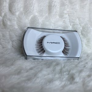 COPY - COPY - COPY - MAC Cosmetics Lashes